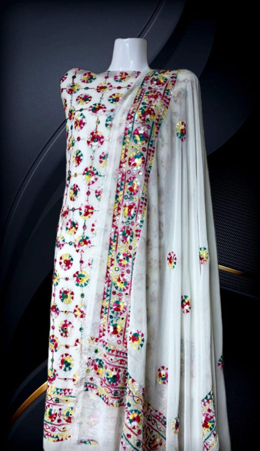 Lady 3 Piece Hand Embroidery Set (white)